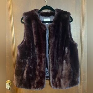 LOFT Faux Fur Vest in Rich Brown